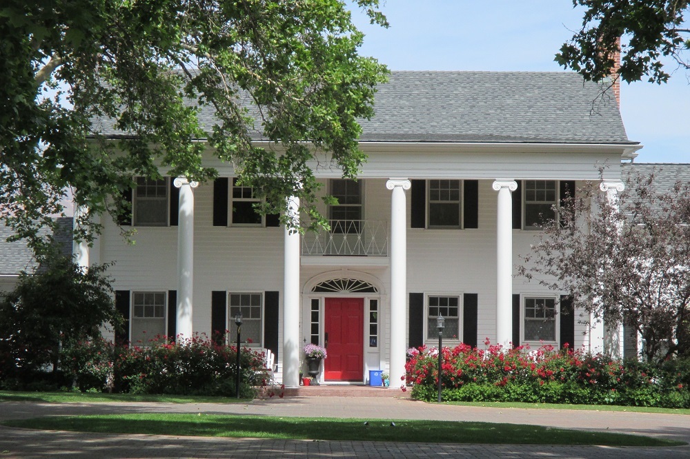Neoclassical Revival