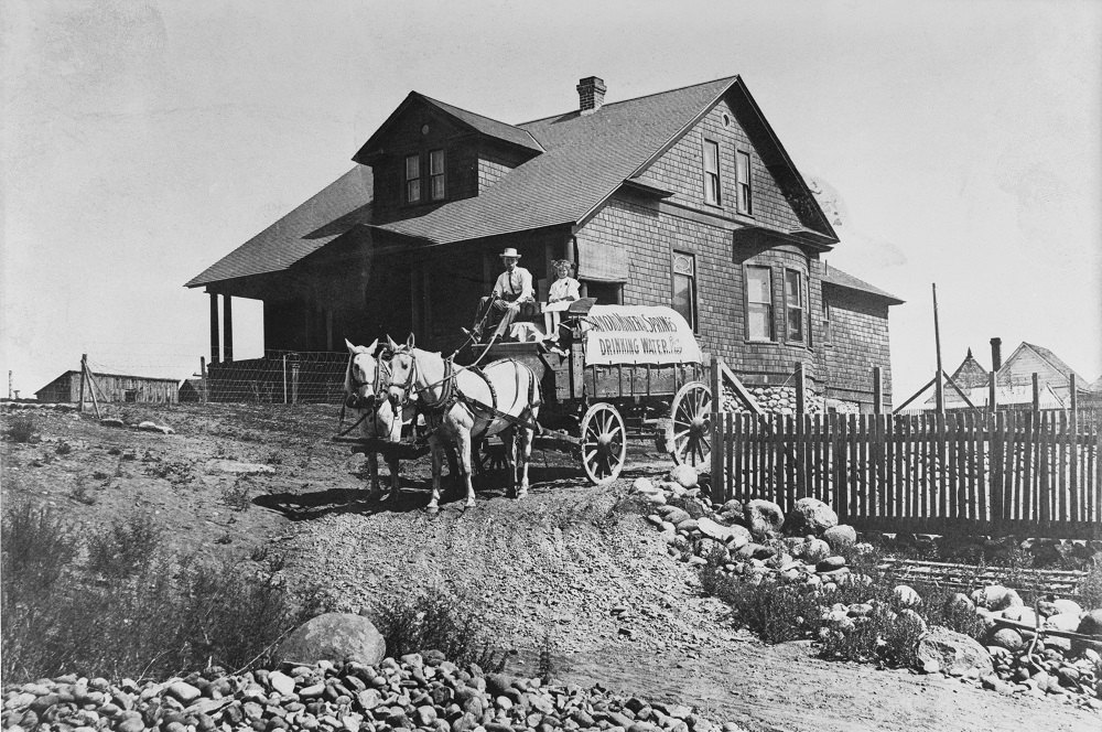 The Litch farm house ca. 1910